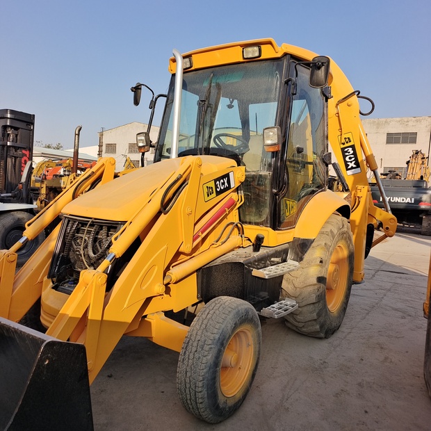 2022 JCB 3cx-44662832