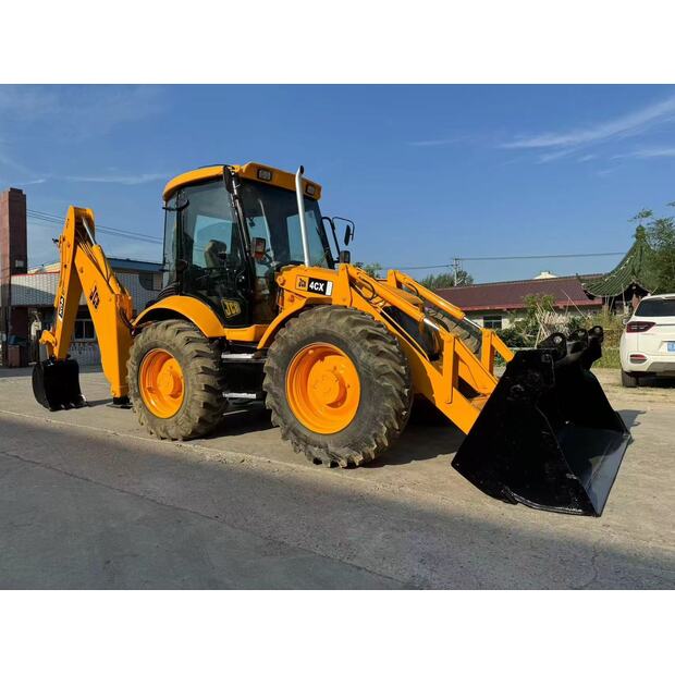 2023 JCB 4CX-44662846