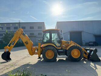 2023-jcb-4cx-1400019-44662847