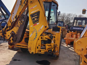 2022-jcb-4cx-1400020-44662860