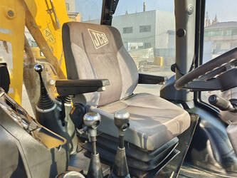 2022-jcb-4cx-1400020-44662862