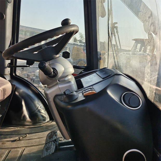 2022 JCB 4CX-44662863