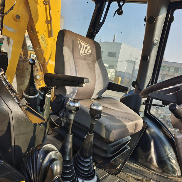 2022 JCB 4CX-44662864