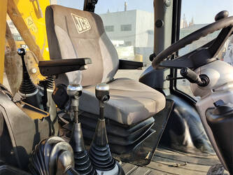 2022-jcb-4cx-1400020-44662866