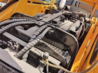 2022-jcb-3cx-1400021-44662873