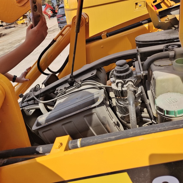 2022 JCB 3CX-44662874