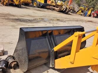 2022-jcb-3cx-1400021-44662878