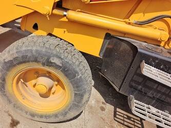 2022-jcb-3cx-1400021-44662879