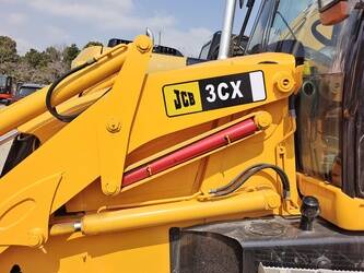 2022-jcb-3cx-1400021-44662880