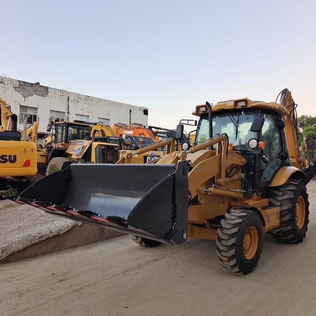 2024 Caterpillar 430F-44662908