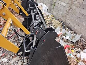 2024-caterpillar-428f-1400023-44662935