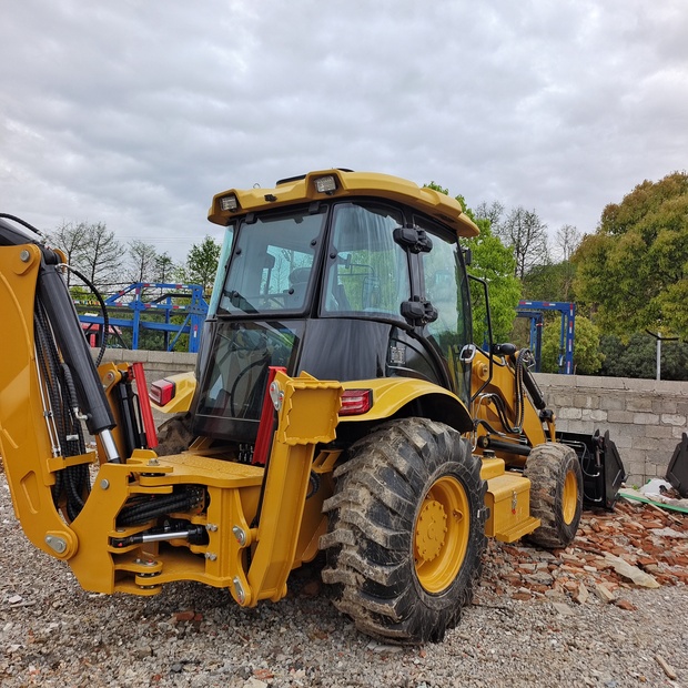 2024 كاتربيلر 420F-44662964