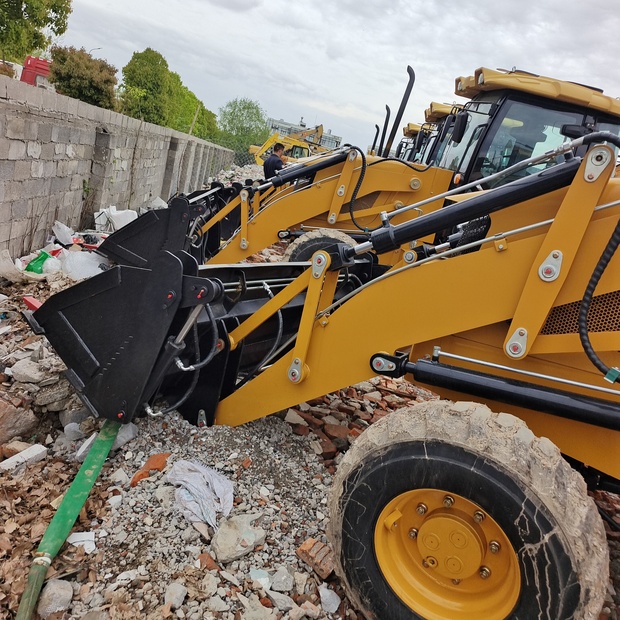 2024 كاتربيلر 420F-44662976