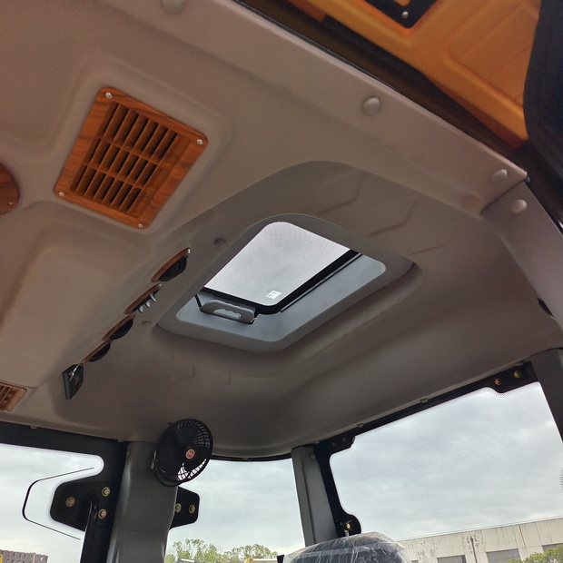 2024 كاتربيلر 420F-44662986