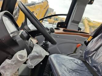 2024-caterpillar-420f-1400022-44662990