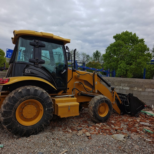 2024 كاتربيلر 420F-44662992