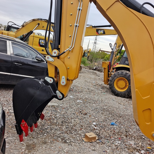 2024 Caterpillar 426F-44663006