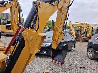 2024-caterpillar-426f-1400026-44663026