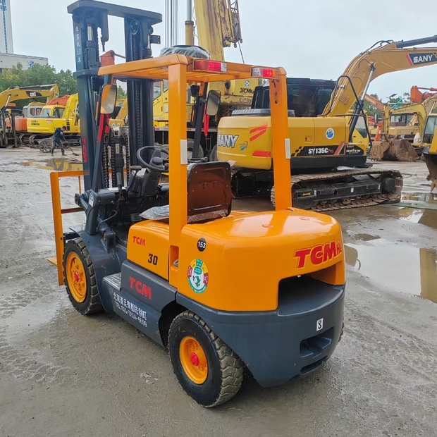 2024 Toyota FD30-44663311