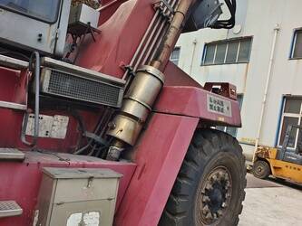 2019-kalmar-drd450-44663424