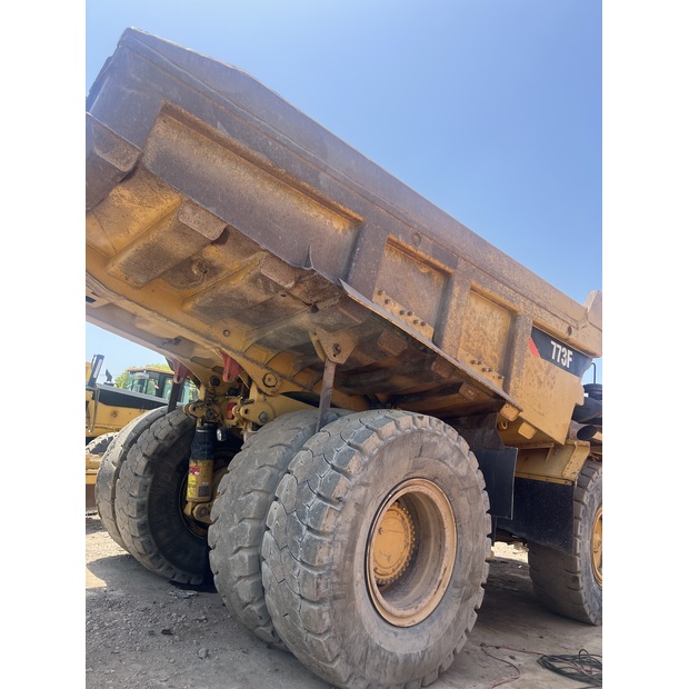 2021 كاتربيلر 773F-44663696