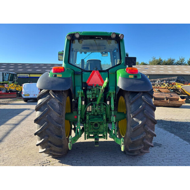 2002 جون دير 6820-44663864