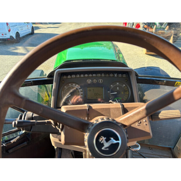 2002 جون دير 6820-44663873