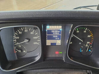 2016-mercedes-benz-4158ls-1400072-44664003