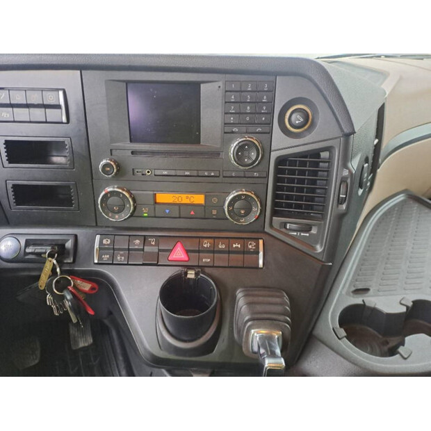 2016 Mercedes-Benz 4158LS-44664004