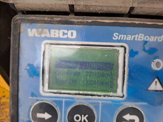 2016-mercedes-benz-4158ls-1400072-44664012