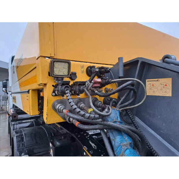 2016 Mercedes-Benz 4158LS-44664013