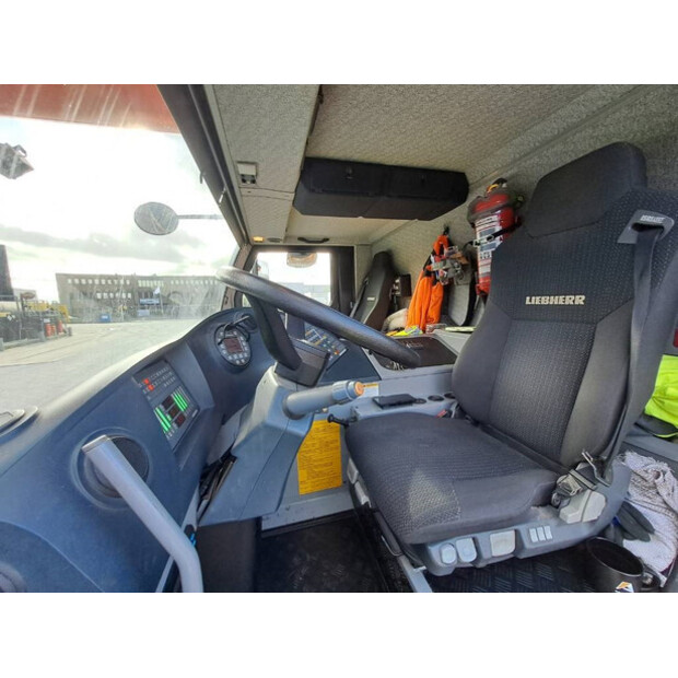 2014 Liebherr LTM1095-5.1-44664182