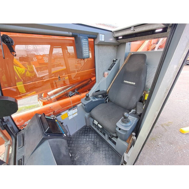 2014 Liebherr LTM1095-5.1-44664187