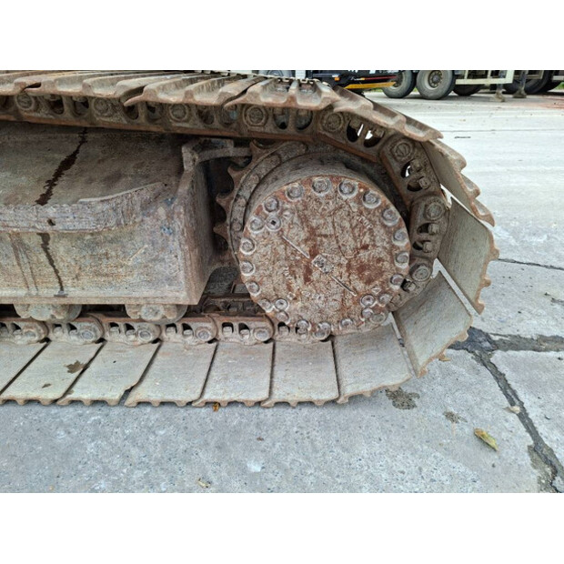 2021 Komatsu HB215LC-3-44664386