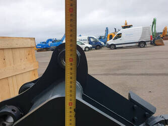 2023-hyundai-r55-44664428