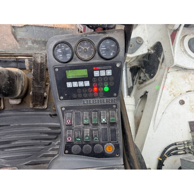 2011 ليبهير A309-44664637