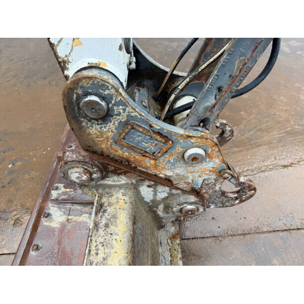 2011 ليبهير A309-44664644