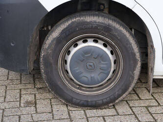 renault-master-1400099-44664718