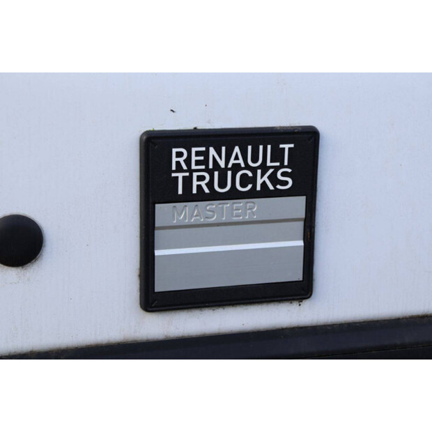 Renault Master-44664721
