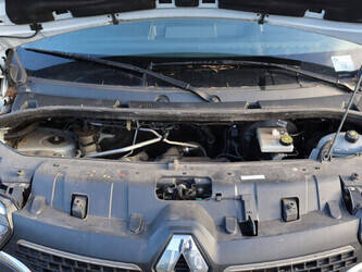 renault-master-1400099-44664763