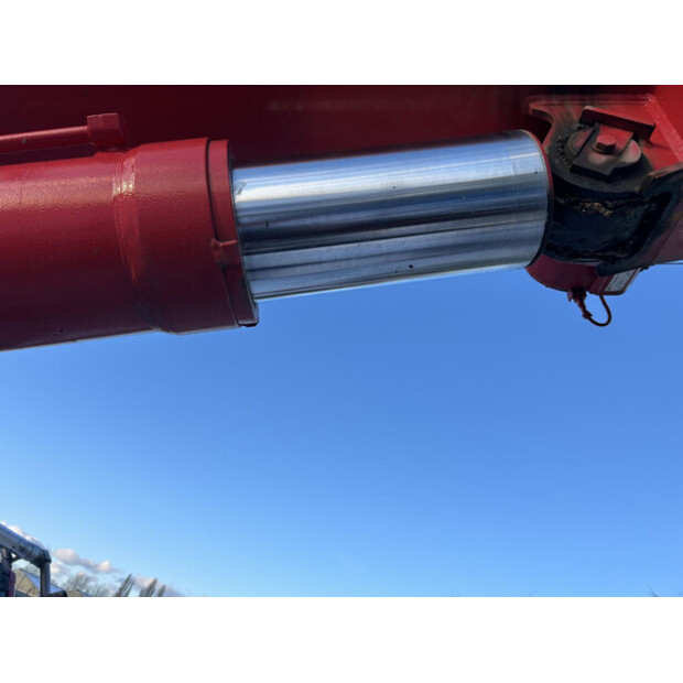 2017 ليبهير LTM 1040-2.1-44665036