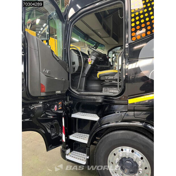 2017 فولفو FH16 650-44665060