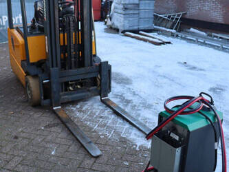 2003-jungheinrich-efg-450dz-44665339