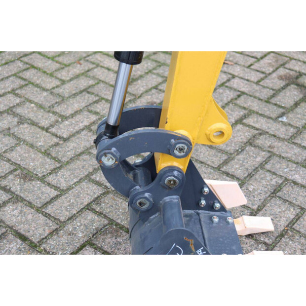 2025 Infront YFE12-44665448