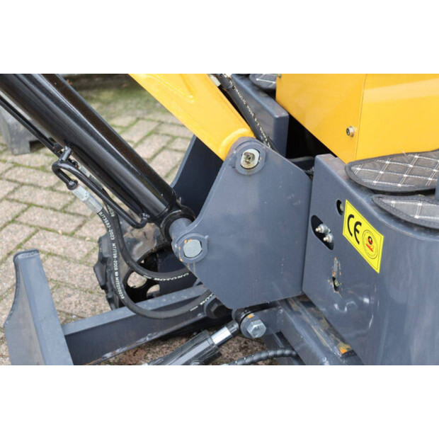 2025 Infront YFE12-44665450