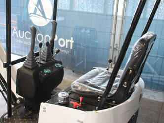 jpc-kv12-1400118-44665677