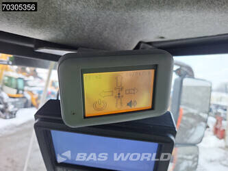 2016-volvo-a25d-44666020