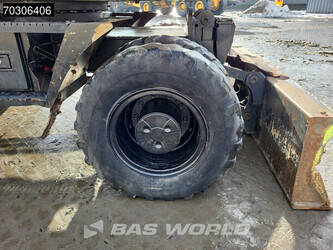 2013-hitachi-zx145w-3-44666090