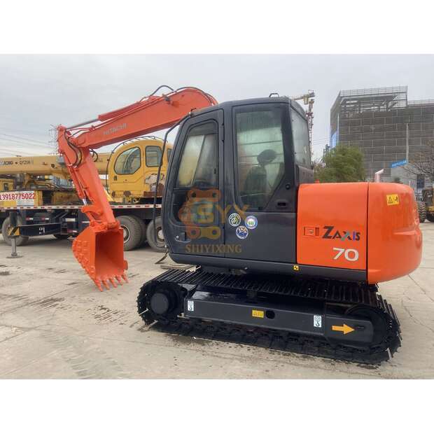 2024 Hitachi ZX70-44680742