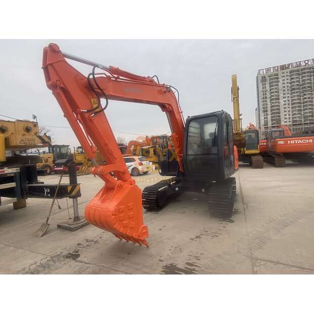 2024 Hitachi ZX70-44680746